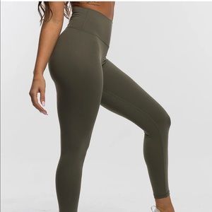 ECHT Scrunch Butt Force Leggings
